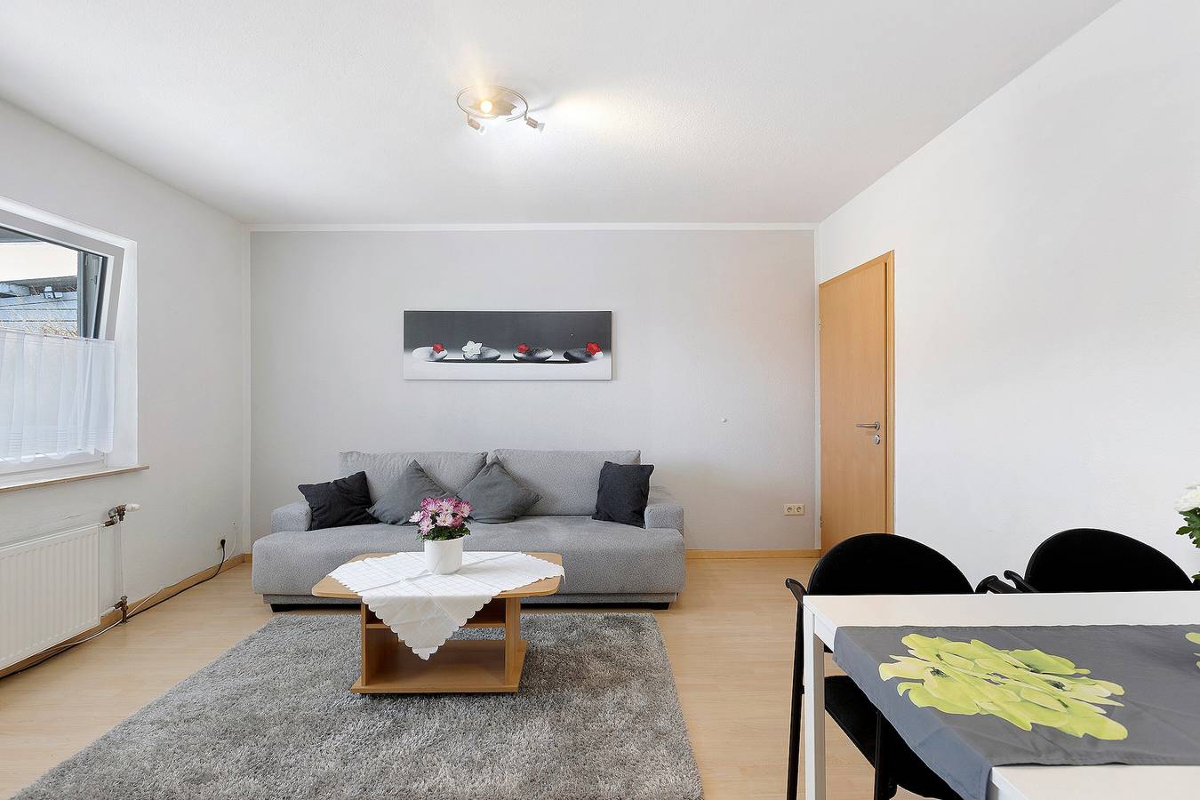 Apartamento inteiro, Apartamento 'Geiger' com Terraço Privado e Wi-Fi in Volkertshausen, Hegau