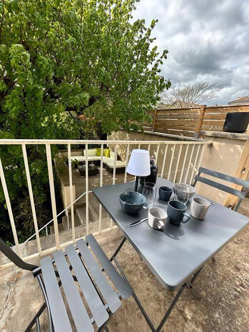 Gîte pour 2 personnes, avec terrasse ainsi que jardin et piscine à Mirabel-et-Blacons - 4