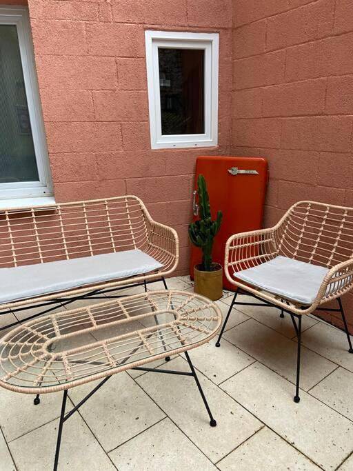 Appartement entier, La Maison Sévigné Appart Hôtel N3 Climatisé in Béthune, Région de Béthune