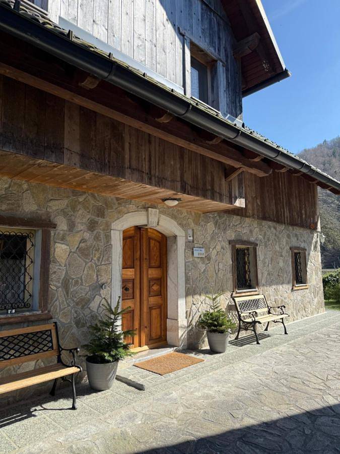Ferienhaus für 2 Personen, mit Ausblick und Garten in Bled