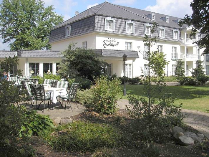 Hotel für 3 Personen, mit Terrasse und Garten sowie Sauna und Ausblick in Paderborn
