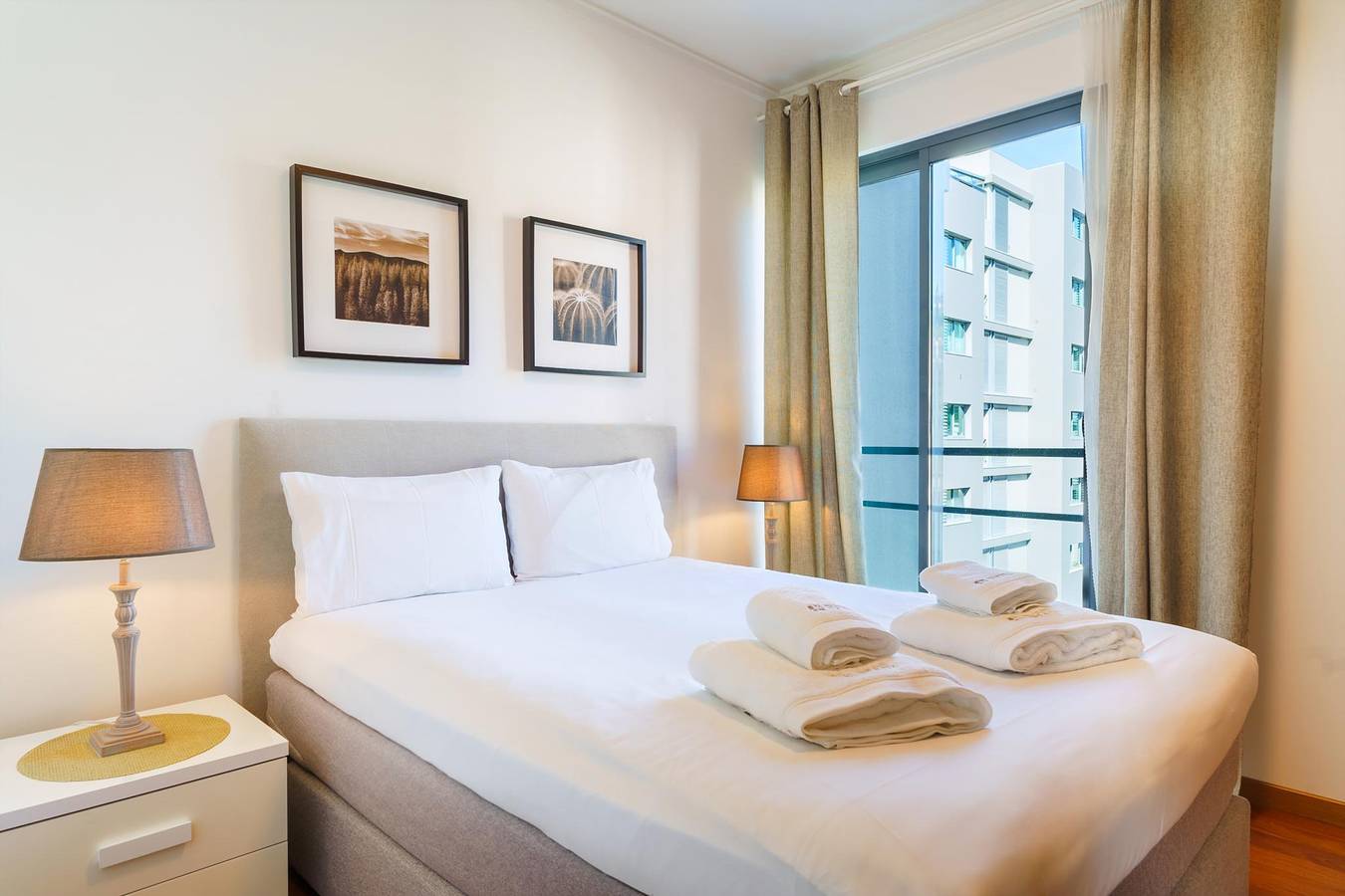 Ganze Wohnung, Ferienwohnung für 2 Personen mit Pool in São Martinho, Madeira