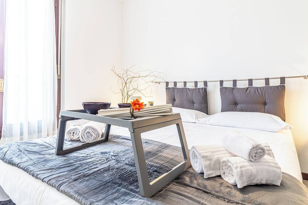 Appartamento intero, Cielo C18 by Houset - Due Camere da Letto Appartamento, Ospiti Massimo 5 in Monza, Brianza