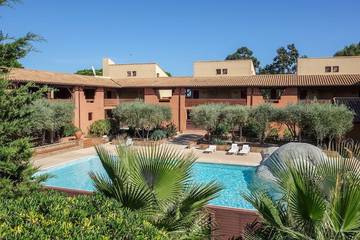 Gîte pour 3 personnes, avec jardin et piscine dans Golf de Saint Cyprien