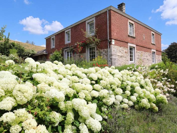 Ferienhaus für 18 Personen, mit Garten in Huy