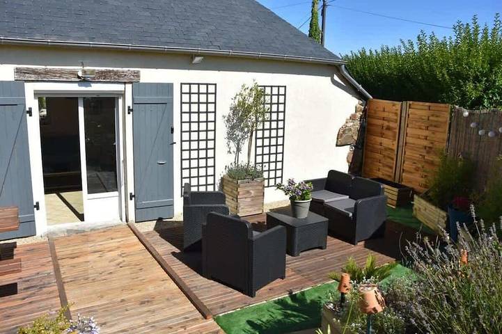Location de vacances pour 4 personnes, avec balcon et jardin à Guimaëc