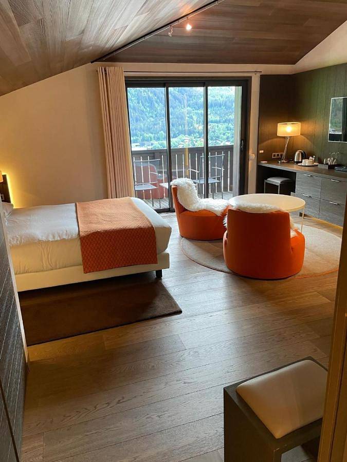 Alojamiento y desayuno para 2 personas, con Balcón además de Terraza y Vistas en Chamonix-Mont-Blanc
