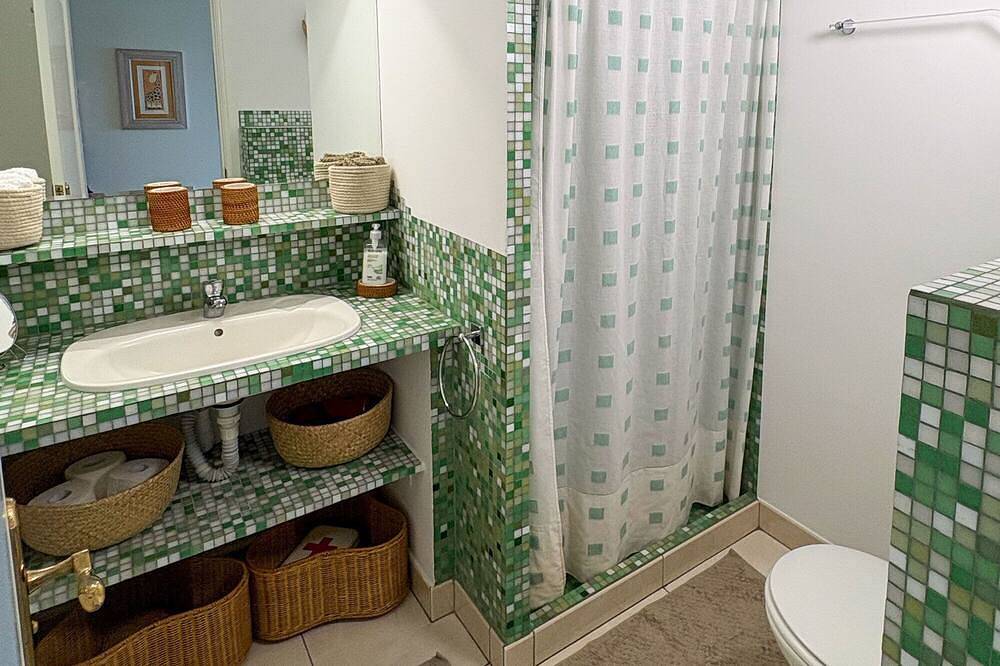 Entire apartment, Alegre Beach Home - your vacation apartment right by the sea in Arguineguin, Mogán