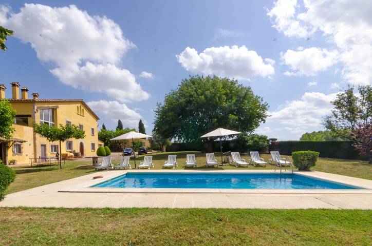 Location de vacances pour 16 personnes, avec jardin à Sils - 3