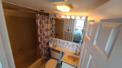 Beach Rental for 8 Guests in Windy Hill Beach, North Myrtle Beach, Picture 3