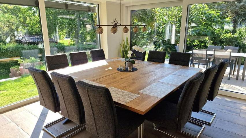 Ferienhaus für 12 Personen, mit Terrasse und Garten in Bodolz