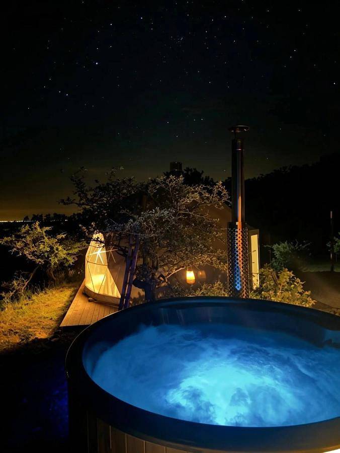 Camping per 2 persone, con Terrazza e Idromassaggio nonché Giardino e Piscina in Basilicata