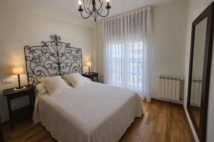 Apartamento entero, Apto Cuevas del Mar – Playa Cerca y Garaje in Nueva de Llanes, Llanes