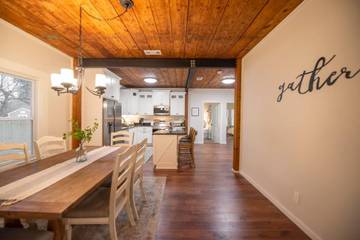 Vacation House for 6 Guests in Waco, Texas, Picture 2