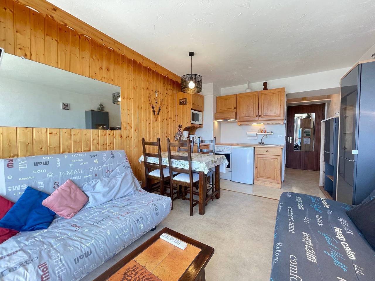Ganzes Studio, Ski-in/Ski-out Studio mit Pool in Notre-Dame-de-Bellecombe, Albertville und Umgebung