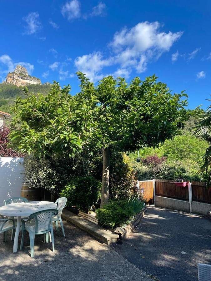 Gîte pour 5 personnes, avec vue et jardin dans Causse de Sauveterre - 2