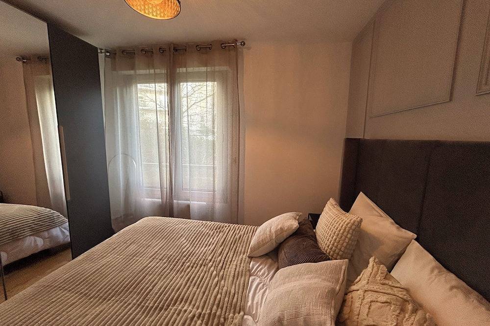 Apartamento entero, Between Paris and Disney, comfortable apartment with private parking! in Joinville-le-Pont, Valle del Marne