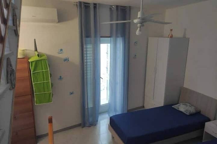 House in old town with sea view terrace in Scialara o Castello, Vieste