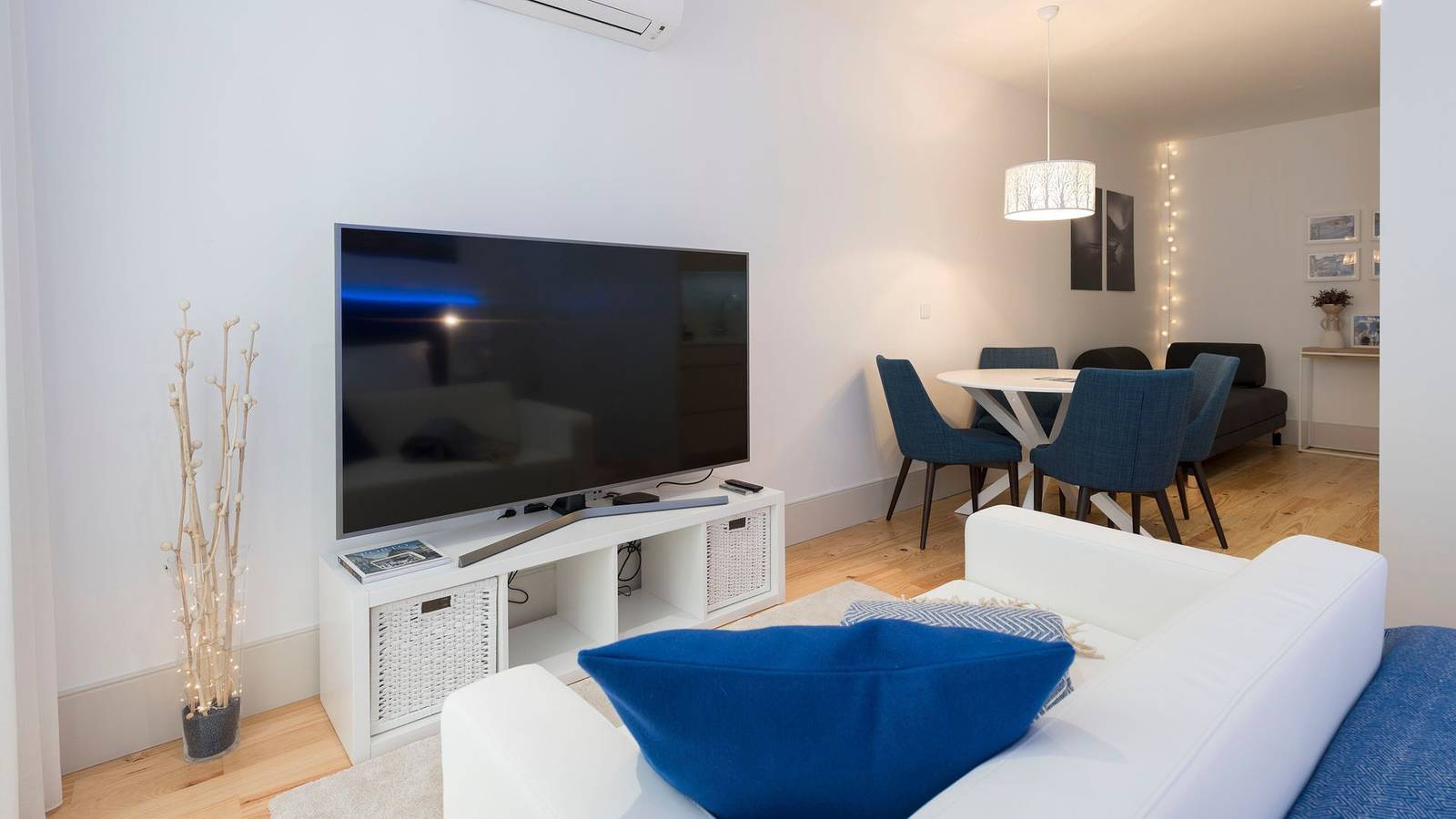 Geheel appartement, Heart of D. Pedro: Blue - by Lovelystay in Cedofeita, Porto
