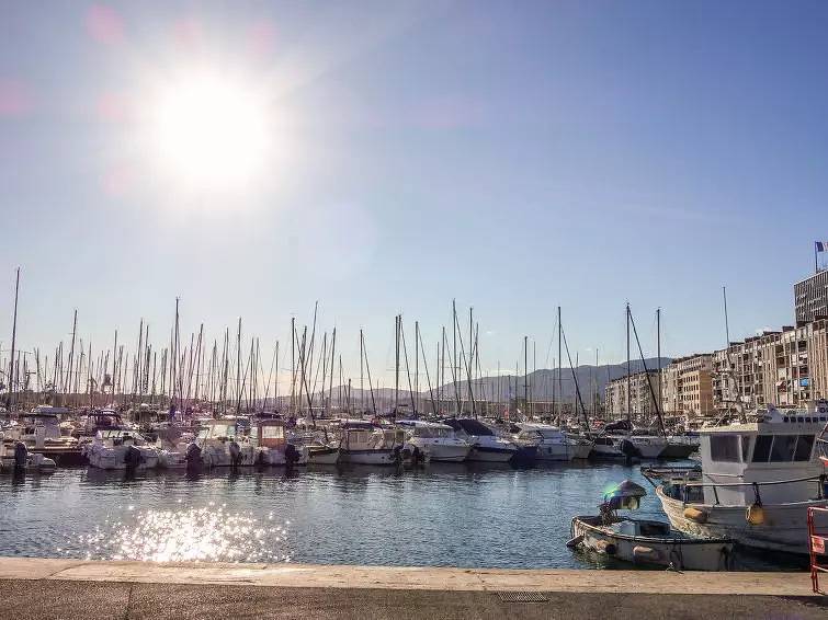 Appartement entier, 1 Pièce 2 Personnes in Toulon, Côte méditerranéenne (France)