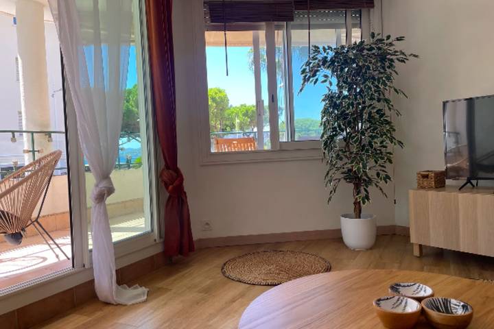 Appartamento intero, Appartamento vacanze per 4 persone con terrazza in Juan-les-Pins, Antibes