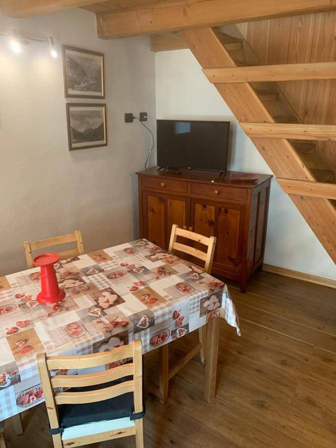 Appartement entier, Les Chambrettes in Champoluc, Ayas