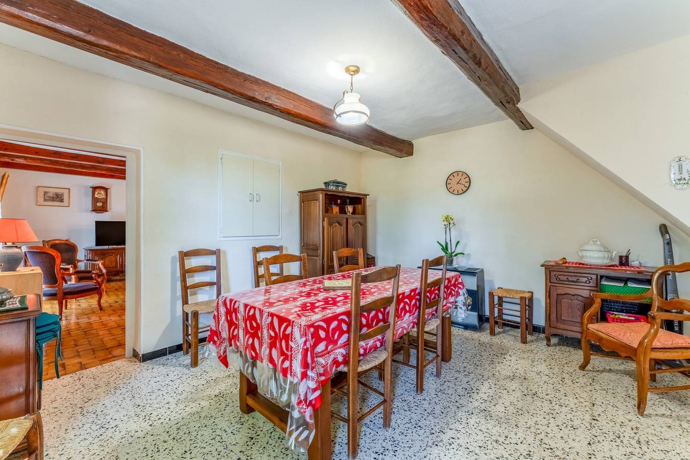 'Chez Martha' con Vistas a la Montaña, Terraza y Jardín Privados in Anduze, Cevenas