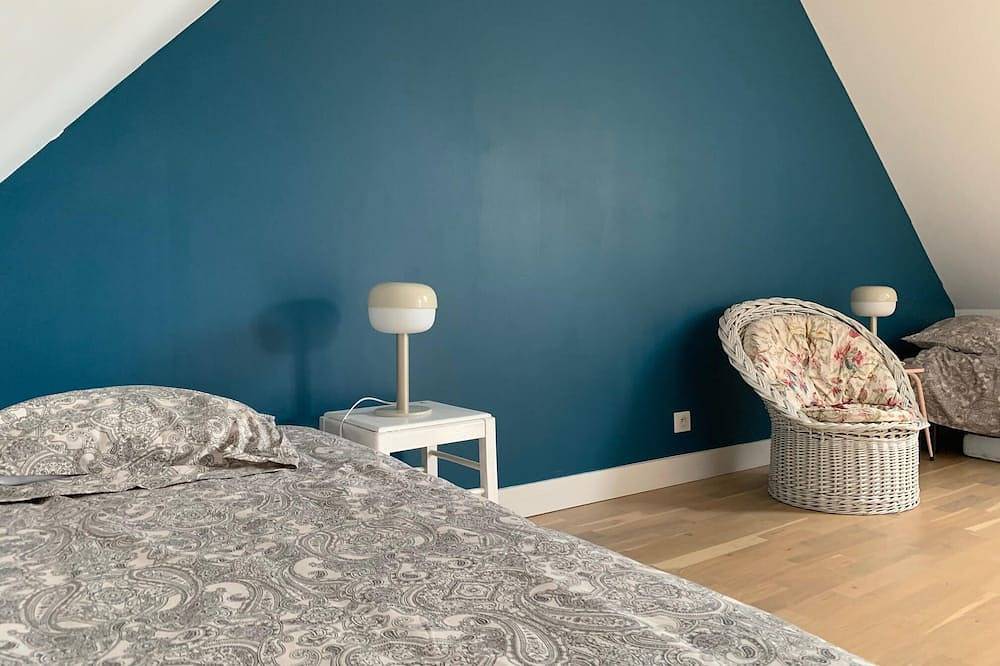 House at 1 in Hauteville-sur-Mer, Coutances y alrededores