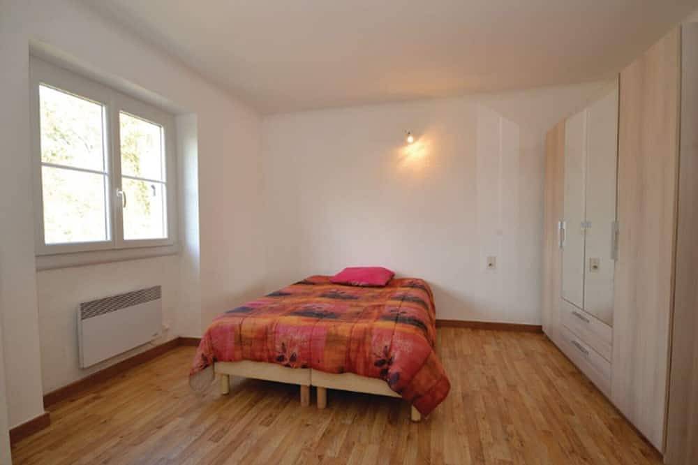 Charmantes Mas mit privatem Pool, Terrasse und Wlan in Bagard in Bagard, Alès und Umgebung