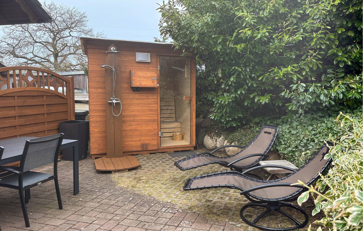 Modern appartement met terras, parkeerplaats en internet dichtbij het strand in Waren (Müritz), Müritz