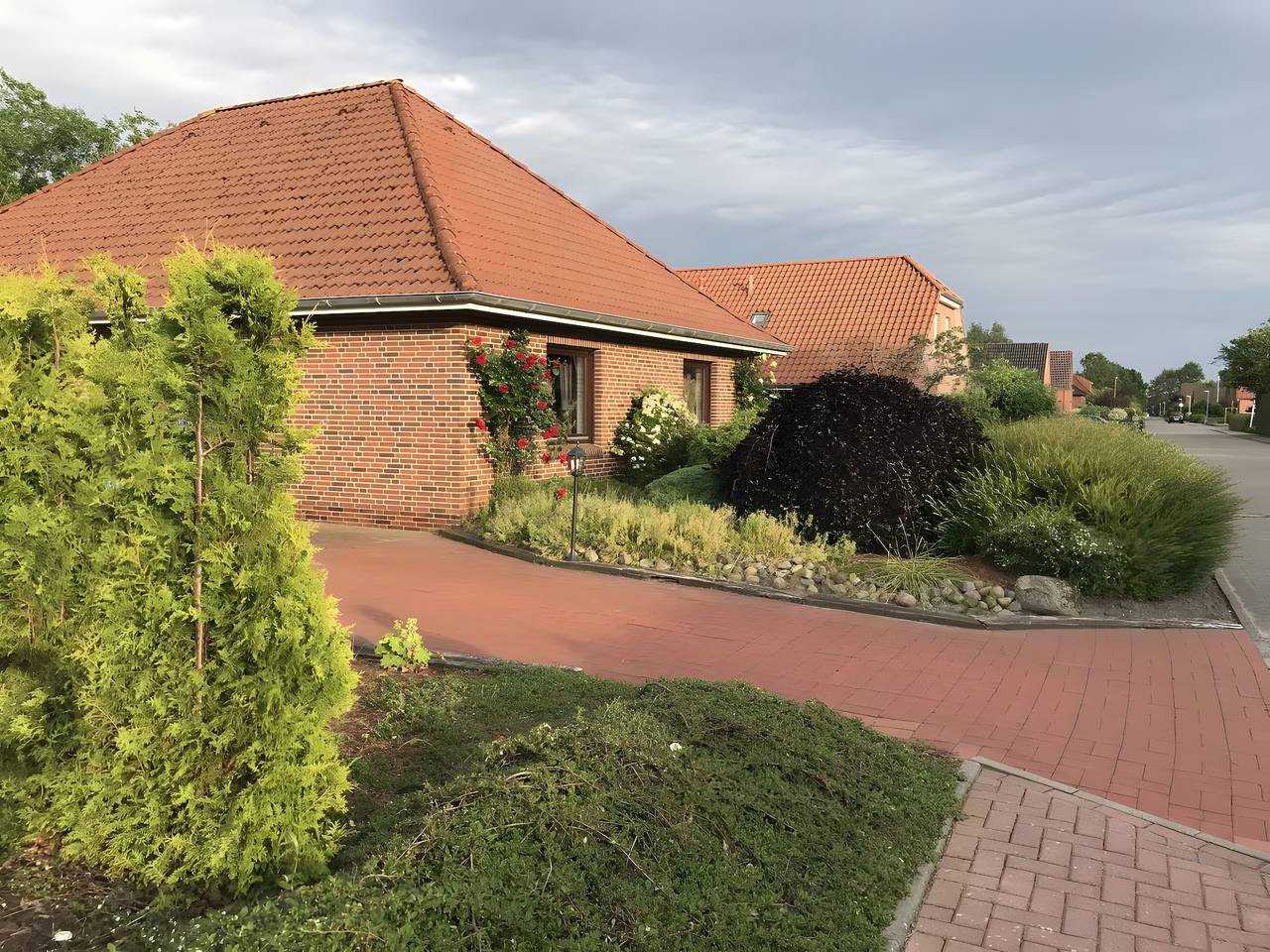 Ferienhaus 'Dat Luettje Huus 3' mit Gemeinschaftsterrasse, privatem Garten und Wlan in Hage, Norden und Umgebung