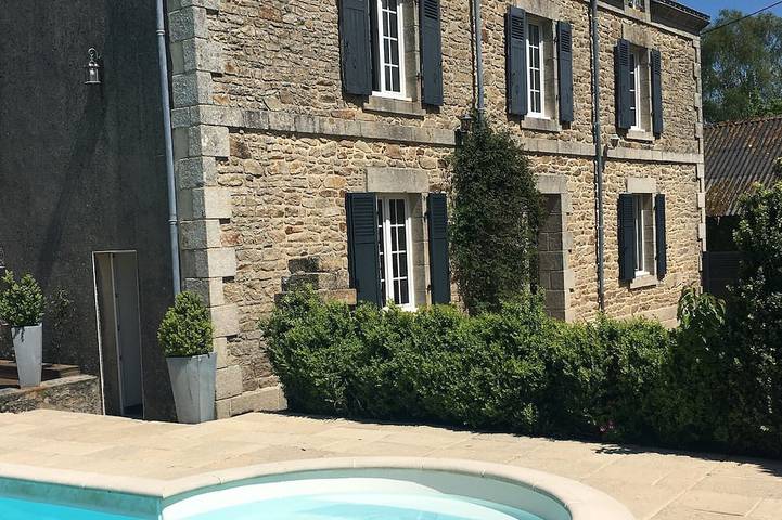 Maison de vacances pour 10 personnes, avec Terrasse et Jardin à Inzinzac-Lochrist