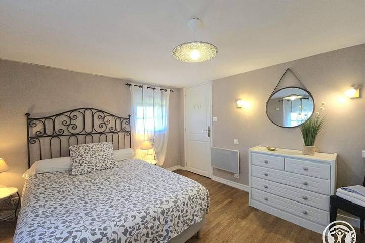 Gîte pour 4 personnes, avec jardin et terrasse à Blis-et-Born - 3