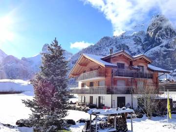 Hütte für 3 Personen, mit Balkon in Kandersteg