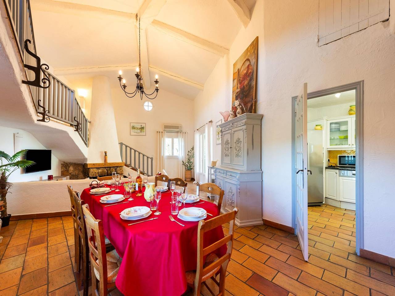 Majestic Villa in Mouans-Sartoux with Swimming Pool in Mouans-Sartoux, Region de Cannes