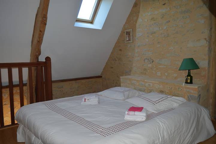 Hübsches Haus vor den Toren von Bayeux in einer außergewöhnlichen Lage. in Monceaux-en-Bessin, Bayeux und Umgebung