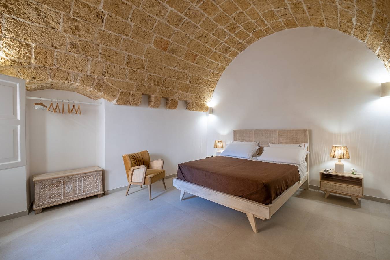 Camera 'Dimora Botte' con terrazza privata, Wi-Fi e aria condizionata in Montesano Salentino, Provincia di Lecce