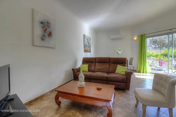 Gîte pour 4 personnes, avec Terrasse et Jardin à Monacia-d'Aullène - 4