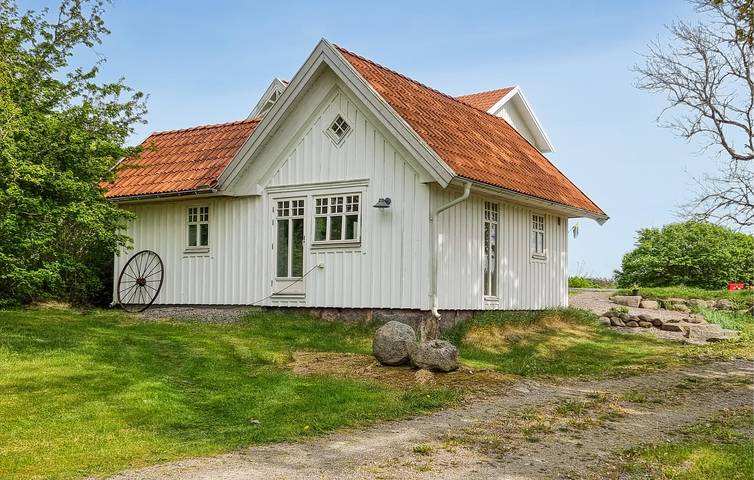 Ferienhaus für 4 Personen, mit Terrasse und Sauna sowie Garten und Ausblick, mit Haustier - 1