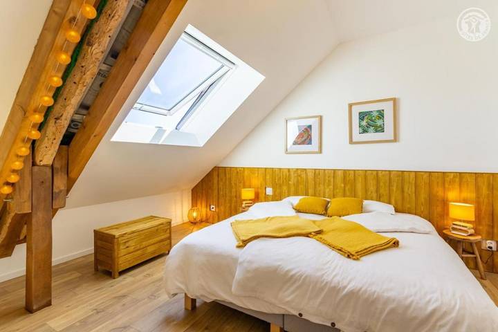 Location de vacances pour 2 personnes, avec piscine ainsi que jardin et terrasse dans Cessens - 3