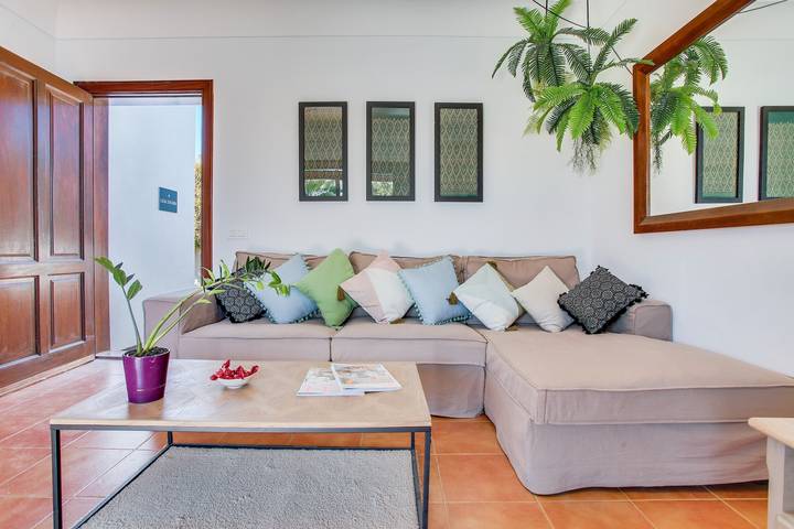 Ferienvilla Casa Sultana nahe Strand mit Bergblick, Wlan, Terrasse und Pool in Playa Blanca, Yaiza