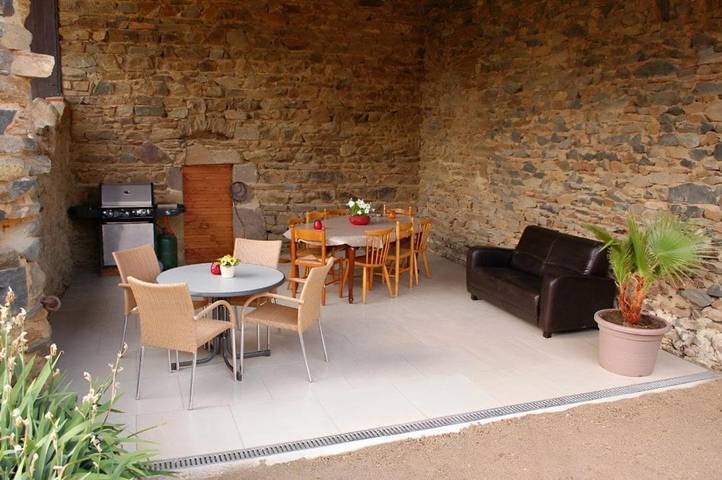 Location de vacances pour 6 personnes, avec vue et jardin à Saint-Didier-sur-Doulon - 2