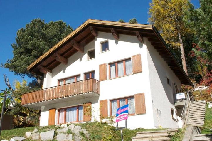 Chambre d’hôte pour 2 personnes, avec Terrasse et Jardin à St. Moritz