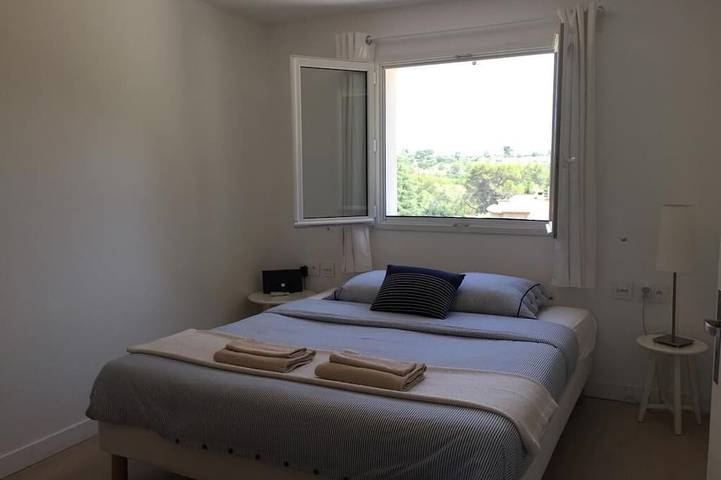 Villa pour 12 personnes, avec jardin, animaux acceptés à Roquefort-les-Pins - 2
