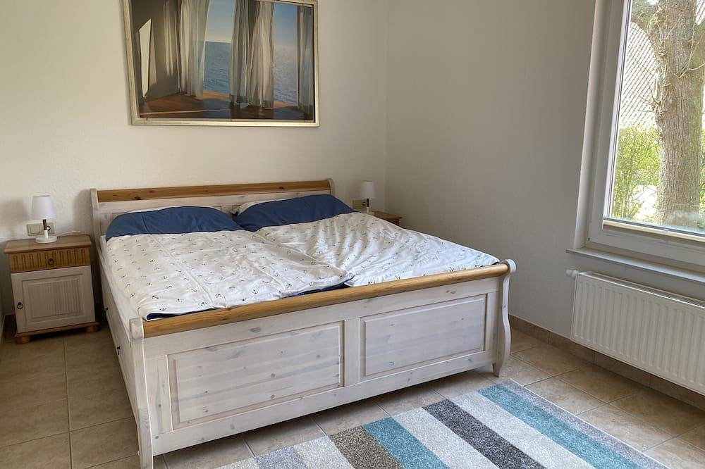 Ganze Wohnung, Ferienwohnung \"Seestern\" mit großem Garten im Herzen von Pilsum in Pilsum, Krummhörn