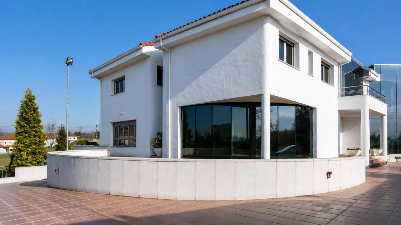 Villamiana Villa in Oviedo, Cordillera Cantábrica