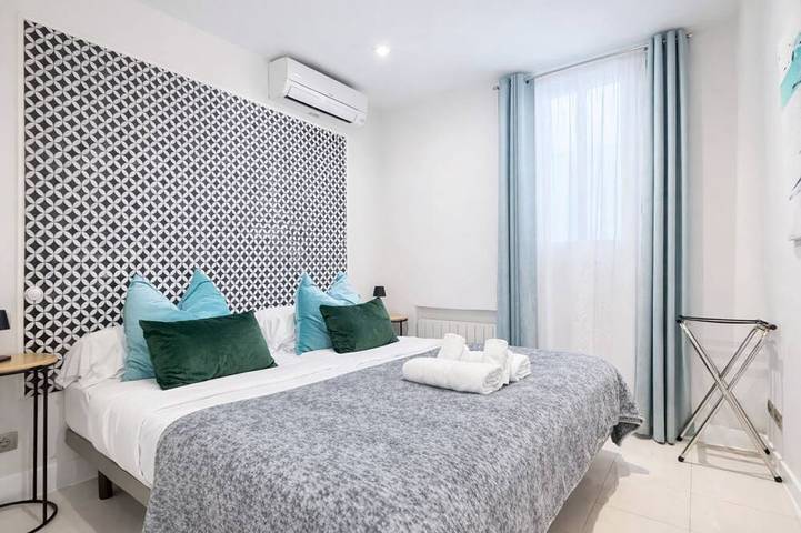 Ferienwohnung für 7 Personen, mit Balkon in Barcelona - 3