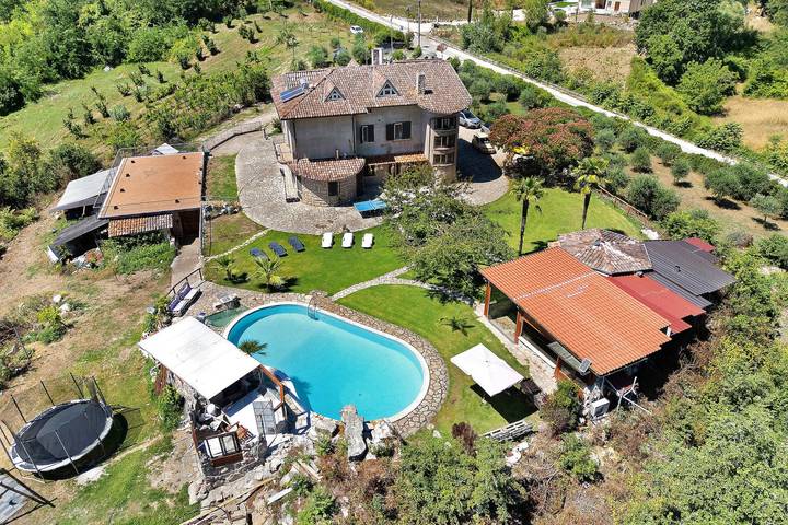 Villa for 13 people, with Balcony and Hot tub as well as Garden and Sauna in Italy