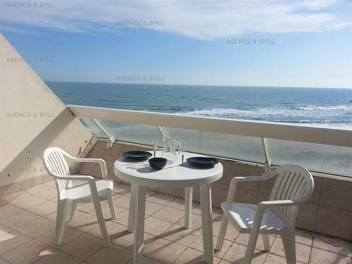 Gîte pour 2 personnes, avec Terrasse dans Plage Naturiste (Le Cap d'Agde)