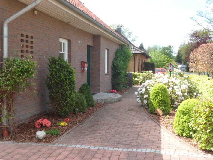 Ferienwohnung für 4 Personen, mit Terrasse und Garten in Westerstede